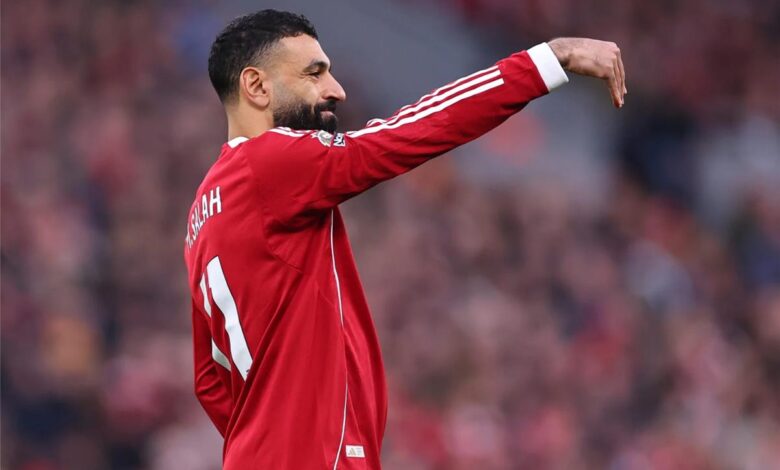 جاري نيفيل يوجه دفعة معنوية لـ جماهير ليفربول بشأن محمد صلاح