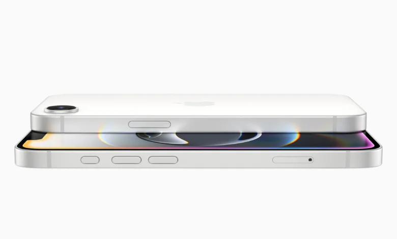 67b611678dfd3.apple iphone 16e 2 up geo 250219.jpgmain67b61167c0a91.webp