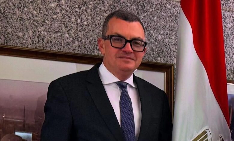 الدكتور أحمد رستم