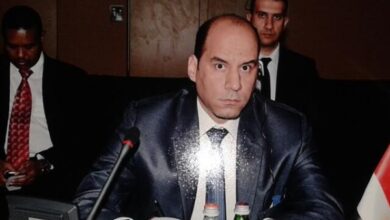 السيد حسن رداد إبراهيم السيد لتولي حقيبة وزارة العمل