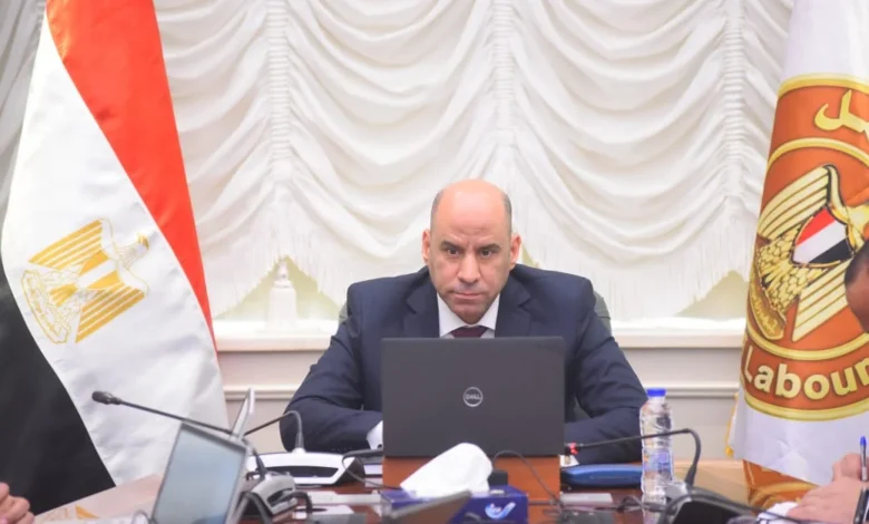 وزير العمل حسن الرداد