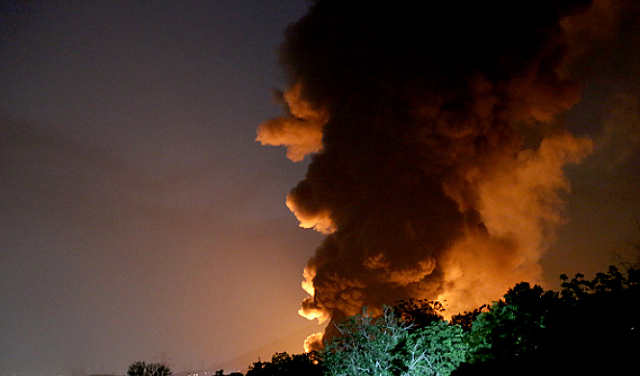 غارات إسرائيلية على النفط الإيراني
