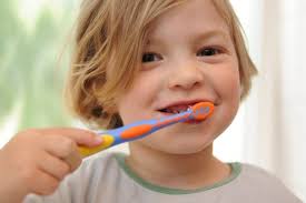 معجون الأسنان وتأثيرة على الأطفال
