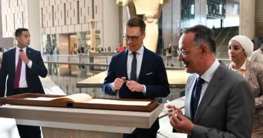 2026042211070272 18642