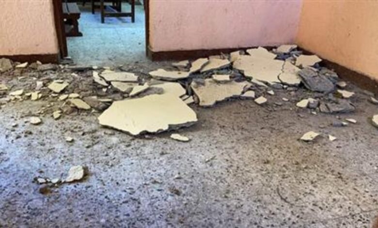 سقوط سقف مدرسة